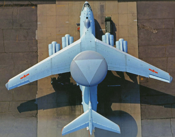 國產空警2000大型預警機主要用于區域預警。