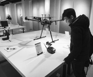 華訊方舟軍民融合雙創基地展示“神奇產品”