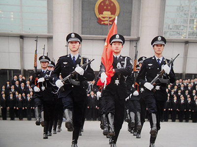 中軍軍弘傳承革命基因忠誠守護國家利益